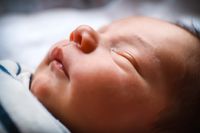 &quot;Neugeborenes im einfachen setting, von Pongratz Photography Kaufbeuren&quot;